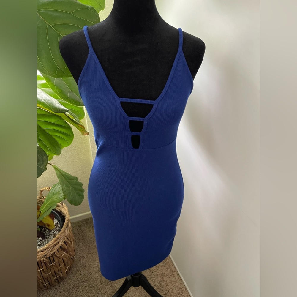 Blue Dress - Picture 2 of 7